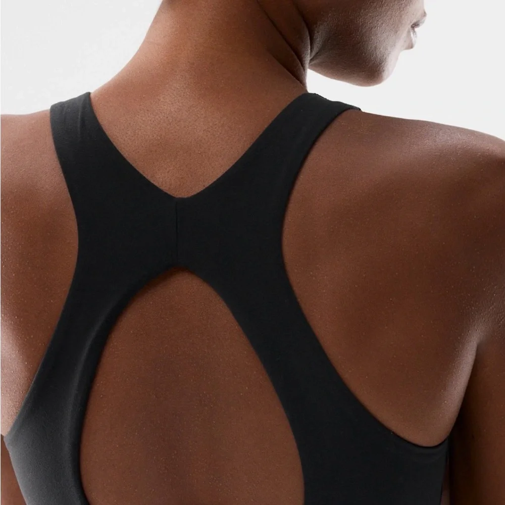 Black Women's Aritzia Sports Bra - Picture 4 of 4